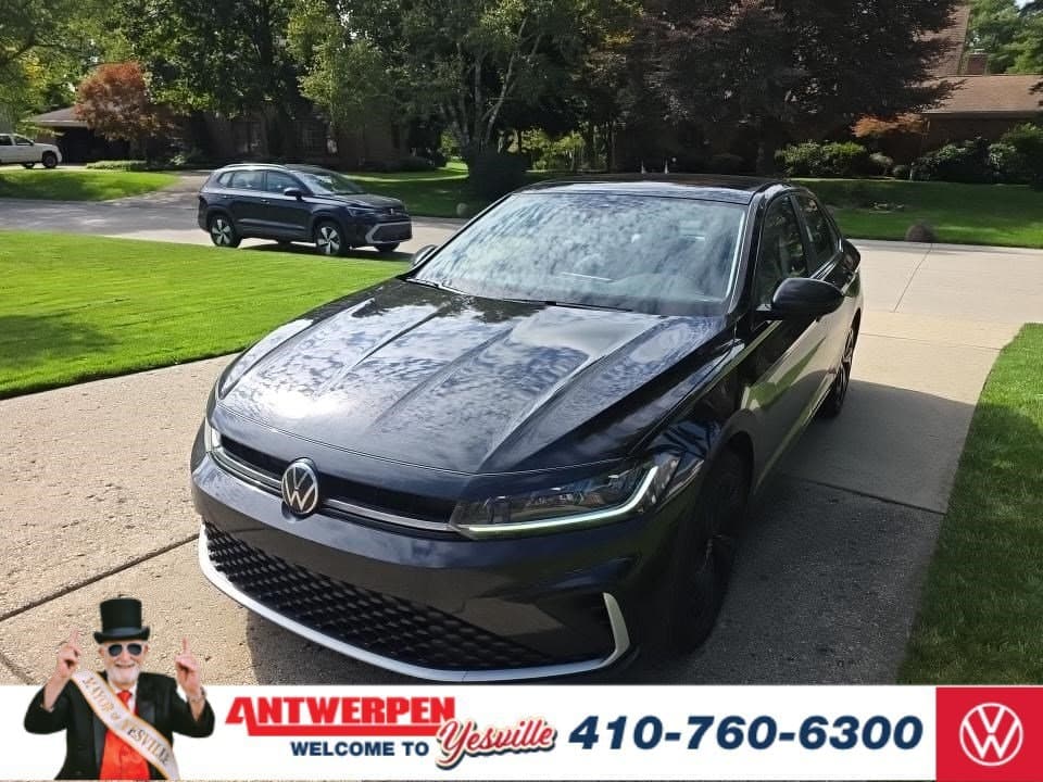 2025 Volkswagen Jetta SE — photo 1 of 10