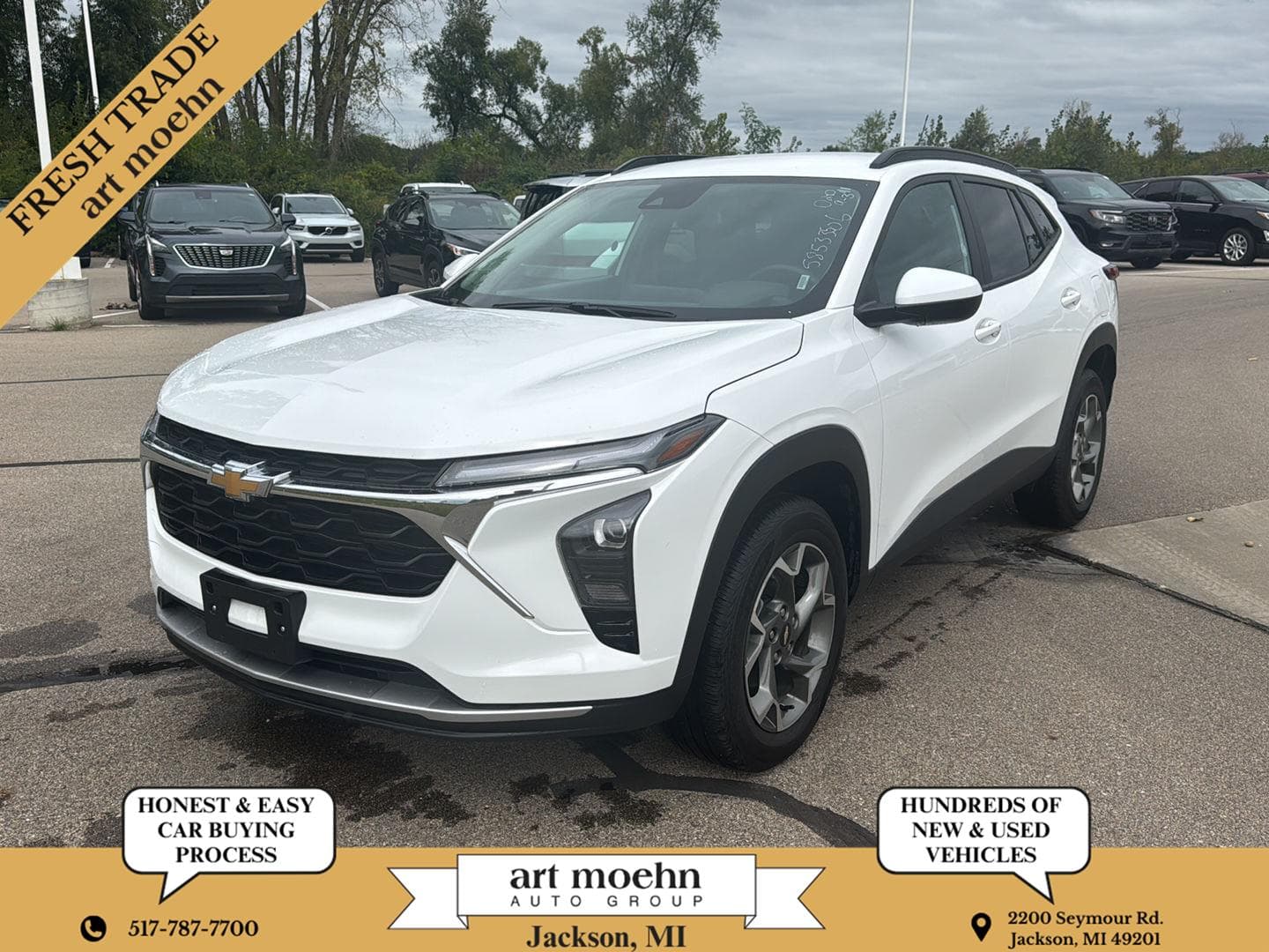 2025 Chevrolet Trax LT — photo 1 of 14