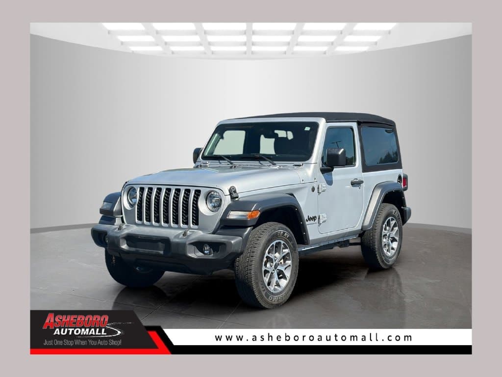 2024 Jeep Wrangler Sport — photo 1 of 18