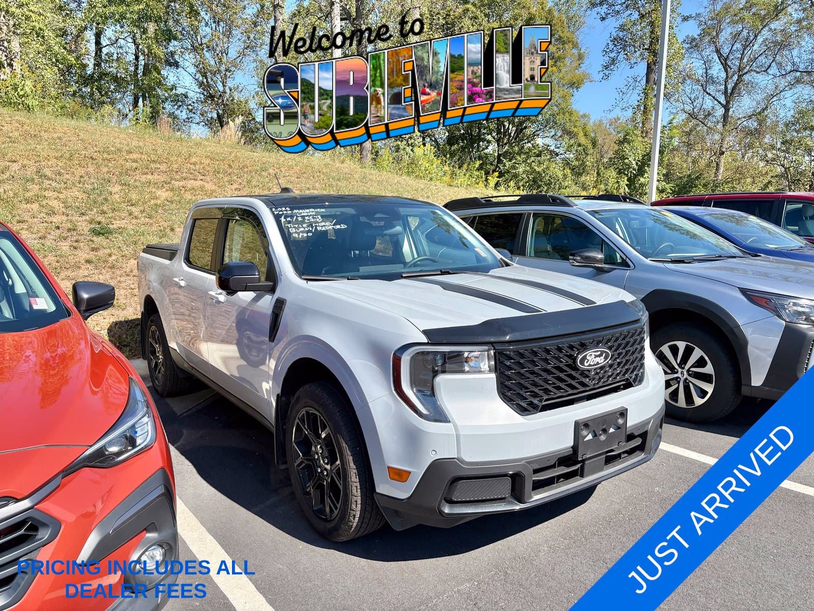2025 Ford Maverick LARIAT — photo 1 of 10