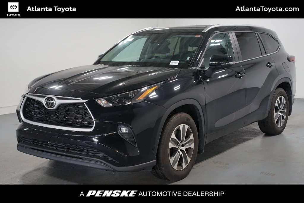 2026 Toyota Highlander XLE — photo 1 of 7