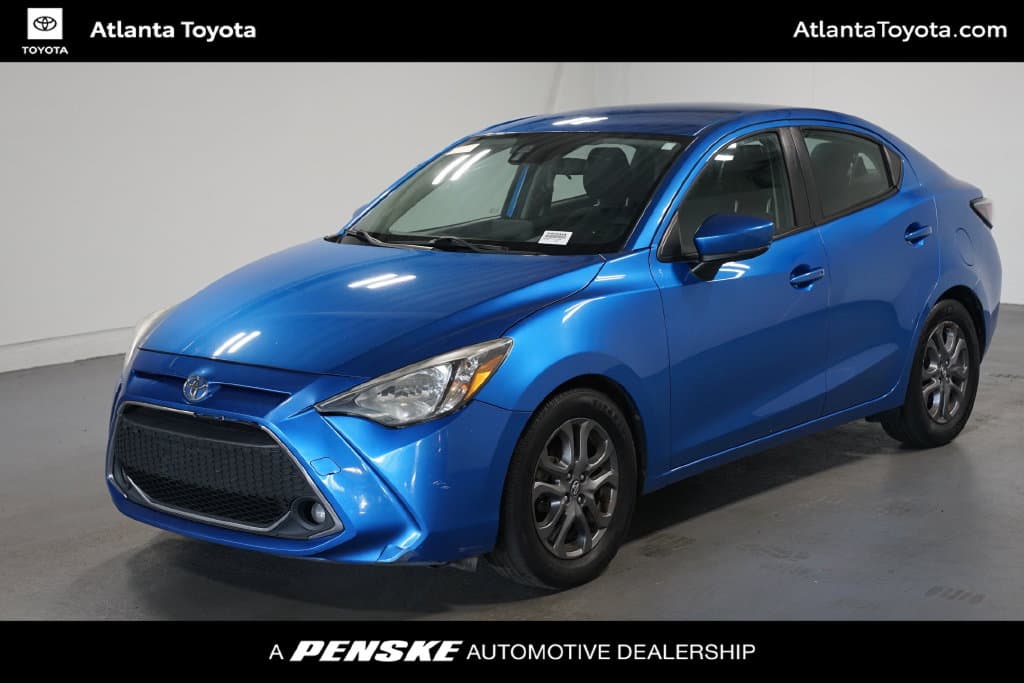 2020 Toyota Yaris Sedan LE — photo 1 of 7