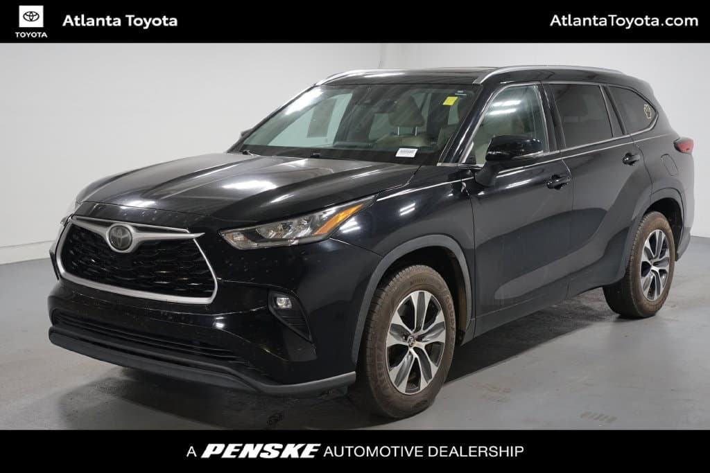 2020 Toyota Highlander XLE — photo 1 of 7