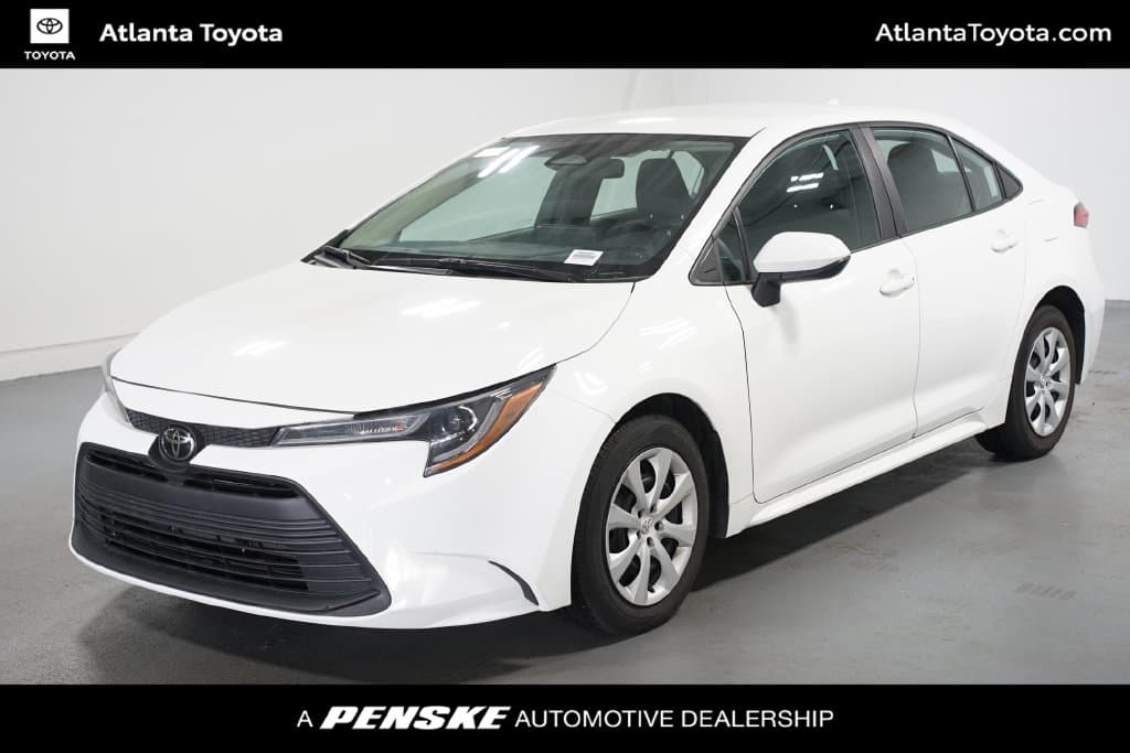 2024 Toyota Corolla LE — photo 1 of 7