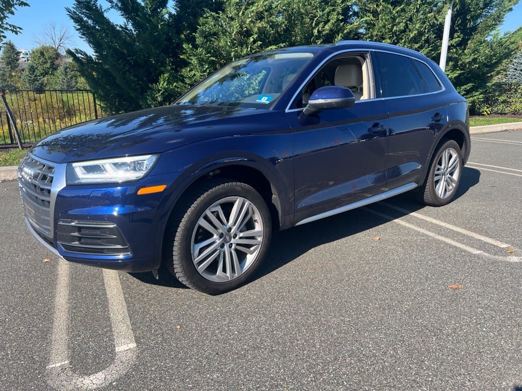 2018 Audi Q5 Base — photo 1 of 13