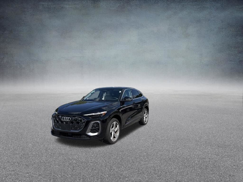 2025 Audi Q5 Sportback Base — photo 1 of 13