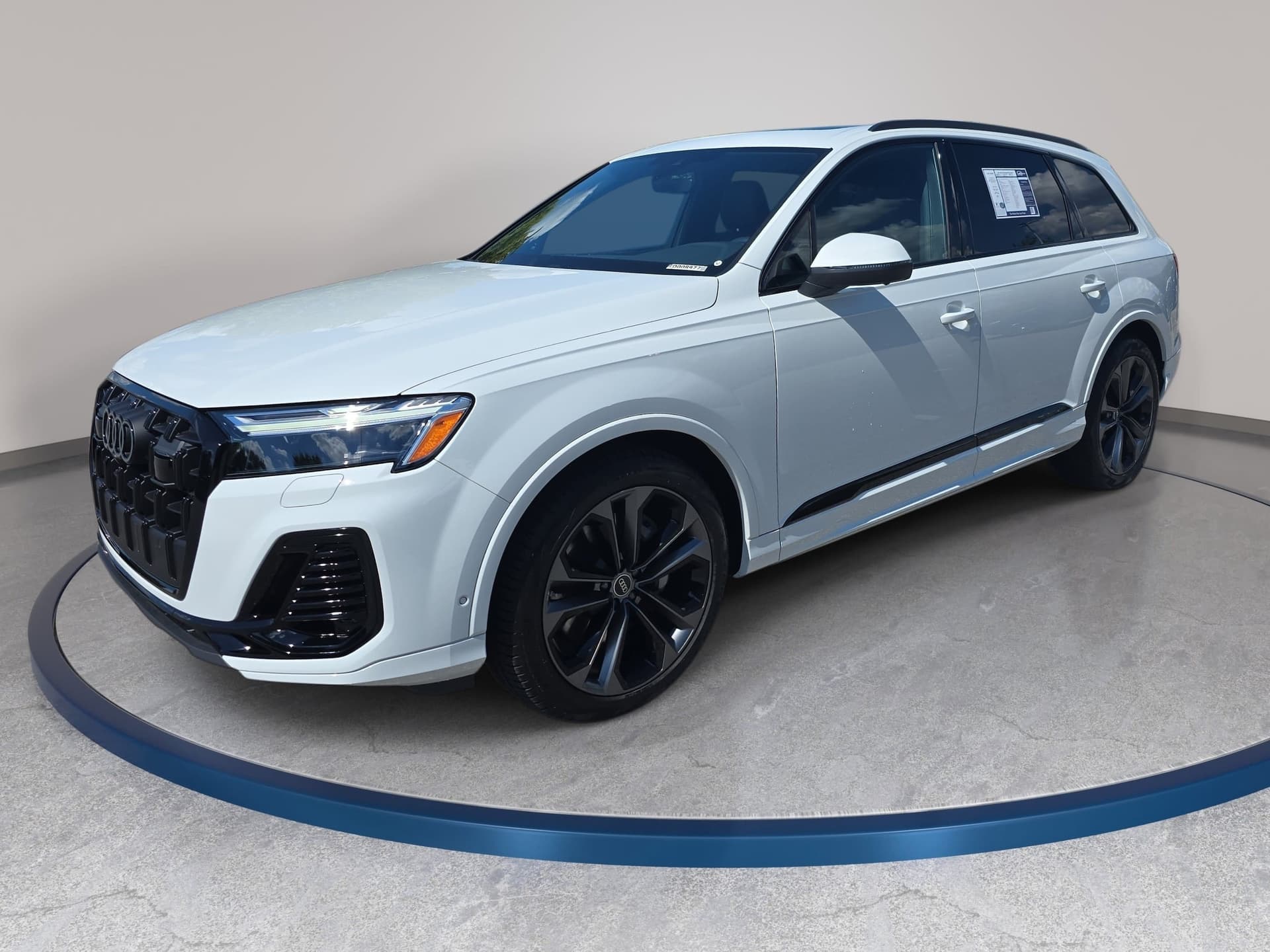 2026 Audi Q7 Premium Plus — photo 1 of 40