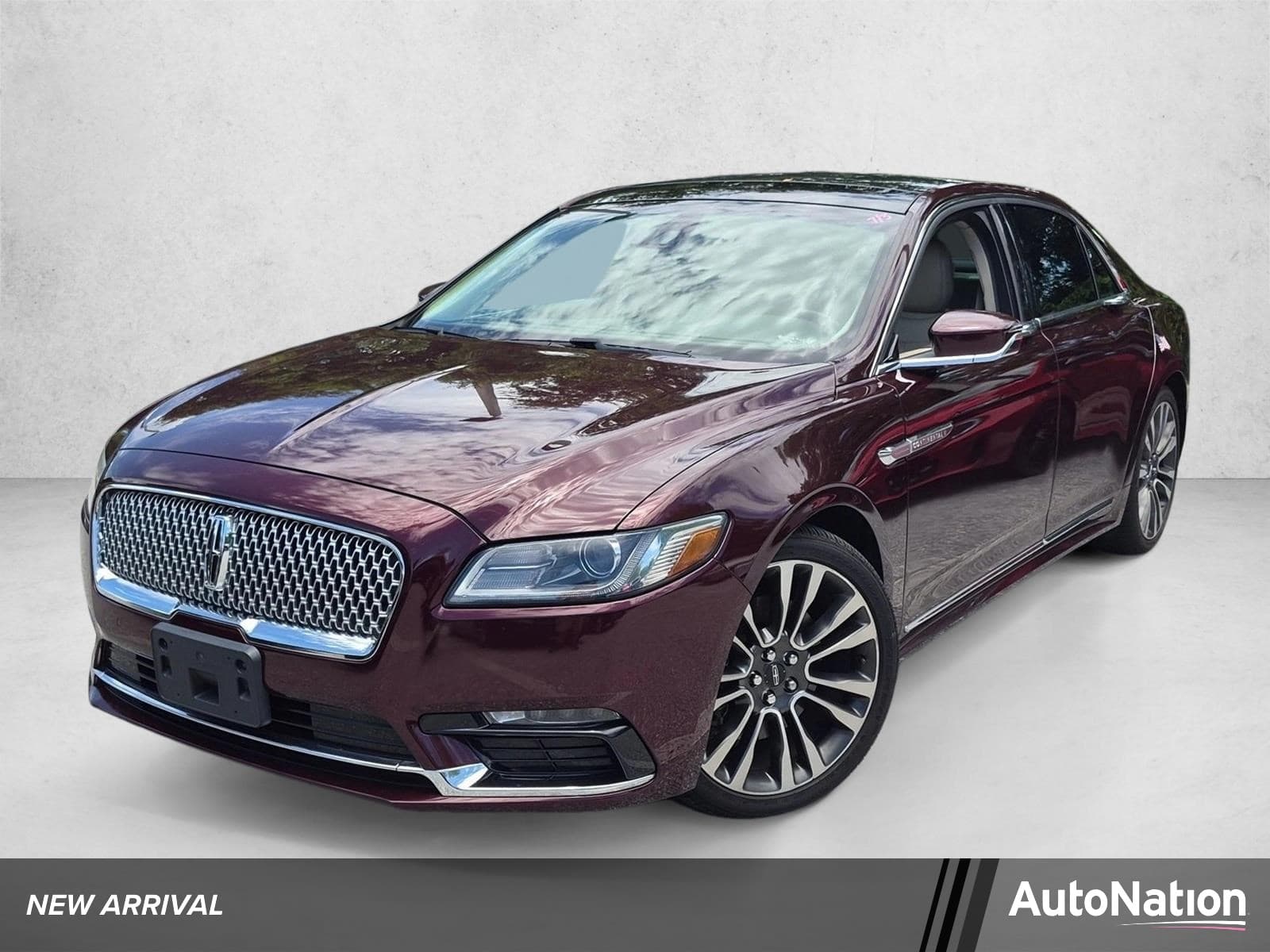 2017 Lincoln Continental Select — photo 1 of 22