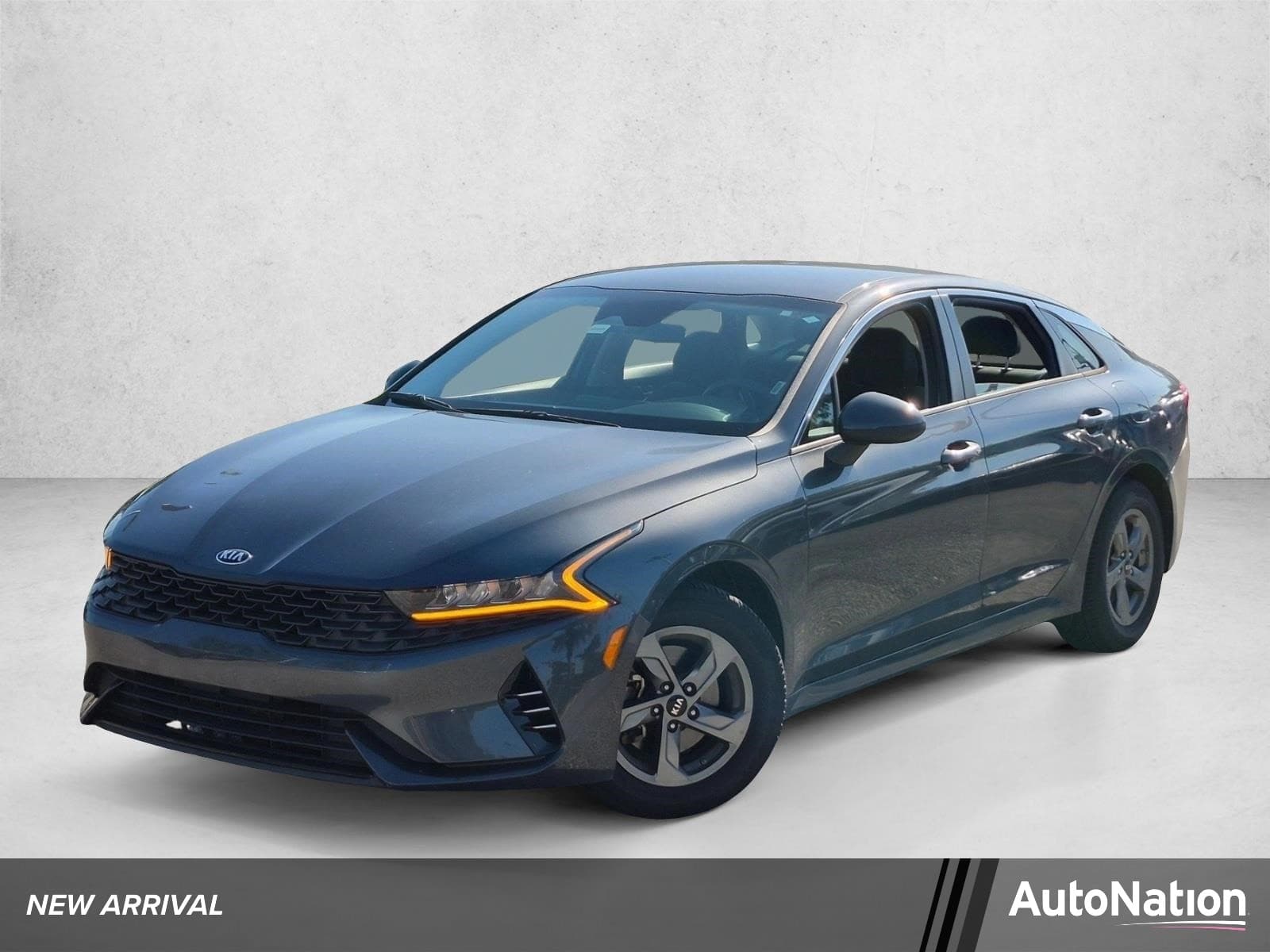 2021 Kia K5 LXS — photo 1 of 15