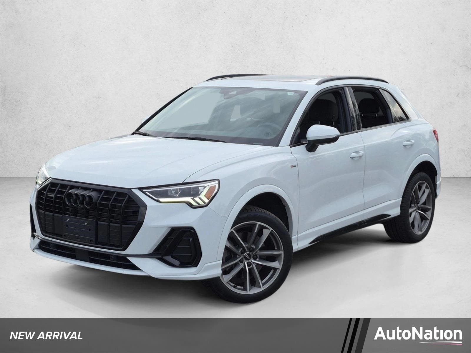 2022 Audi Q3 S line Premium Plus — photo 1 of 15