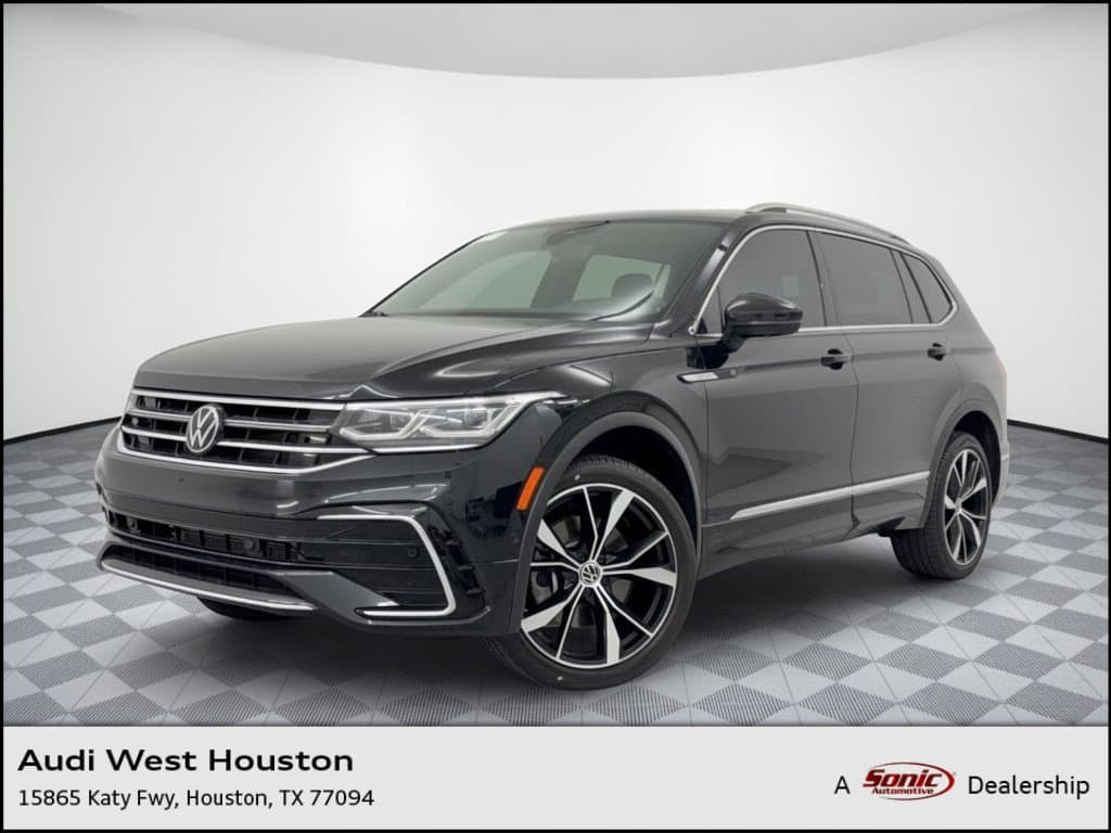 2024 Volkswagen Tiguan SEL R-Line — photo 1 of 31