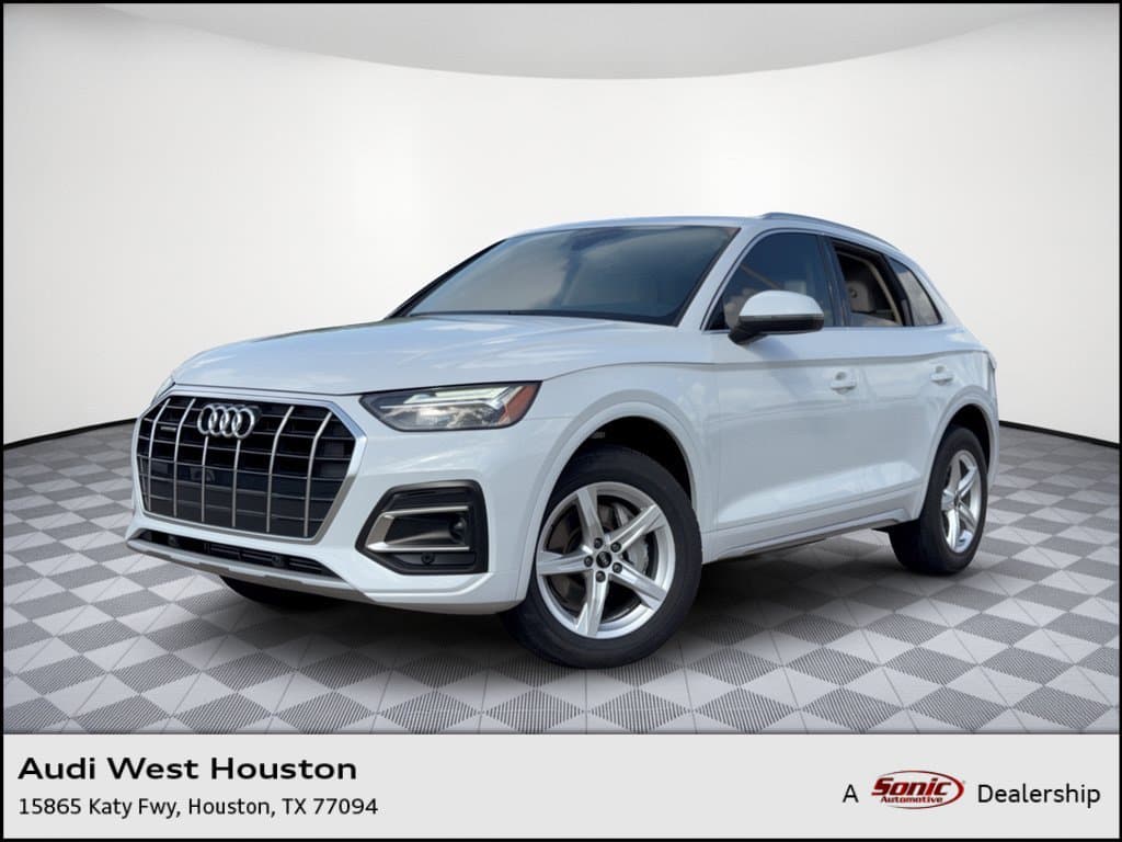 2023 Audi Q5 Premium — photo 1 of 31