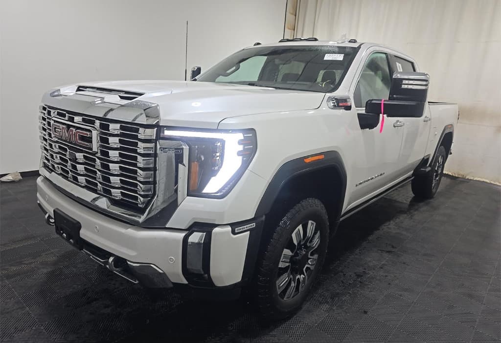 2024 GMC Sierra 3500HD Denali — photo 1 of 14