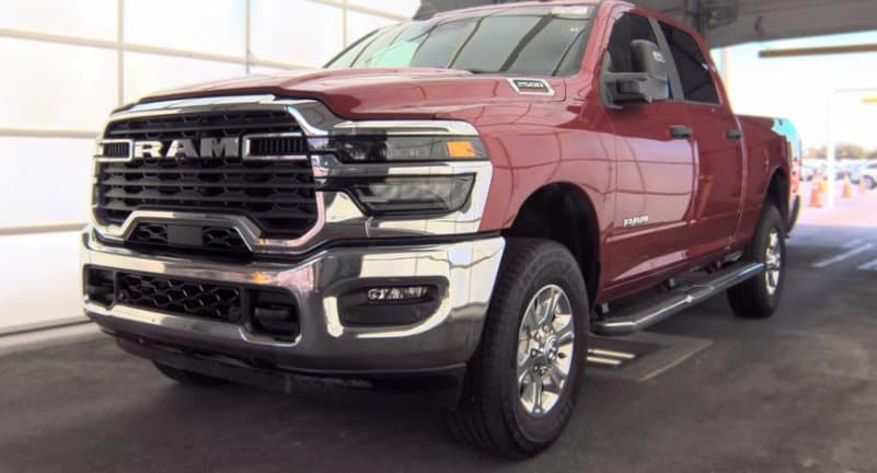 2026 RAM 2500 Big Horn — photo 1 of 7