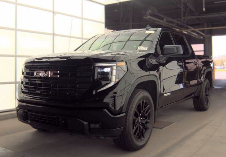 2025 GMC Sierra 1500 Elevation — photo 1 of 14