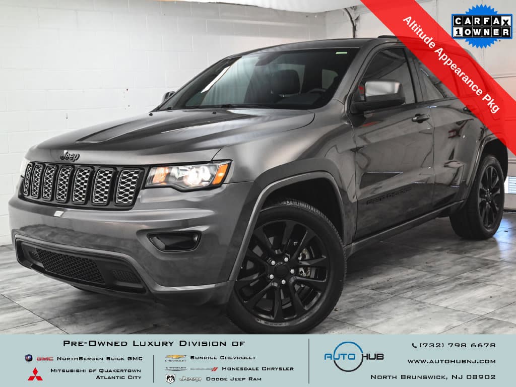 2021 Jeep Grand Cherokee Laredo X — photo 1 of 40