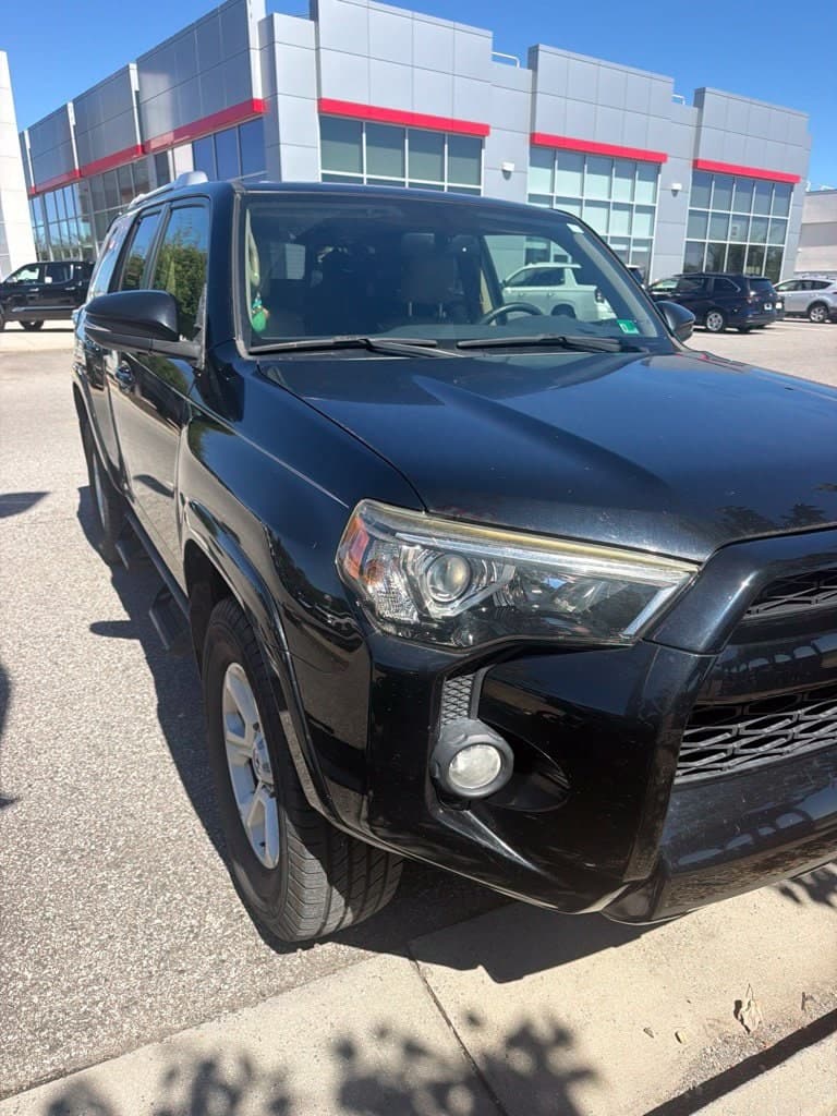 2016 Toyota 4Runner SR5 Premium — photo 1 of 9