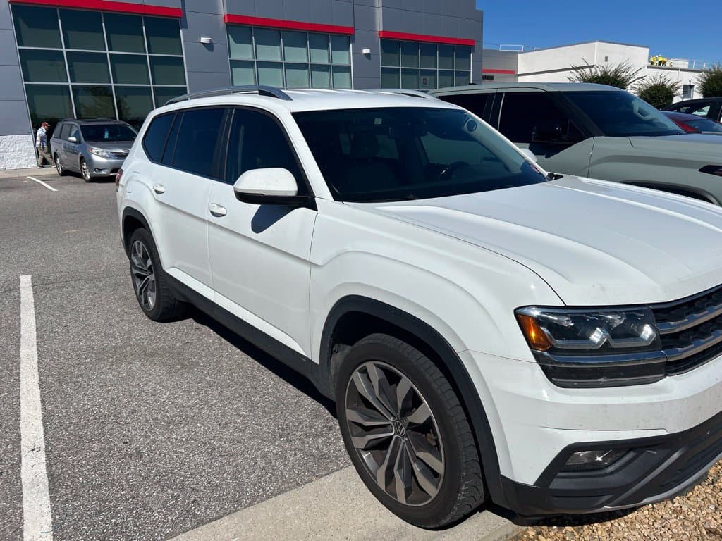 2018 Volkswagen Atlas 2.0T SE — photo 1 of 7