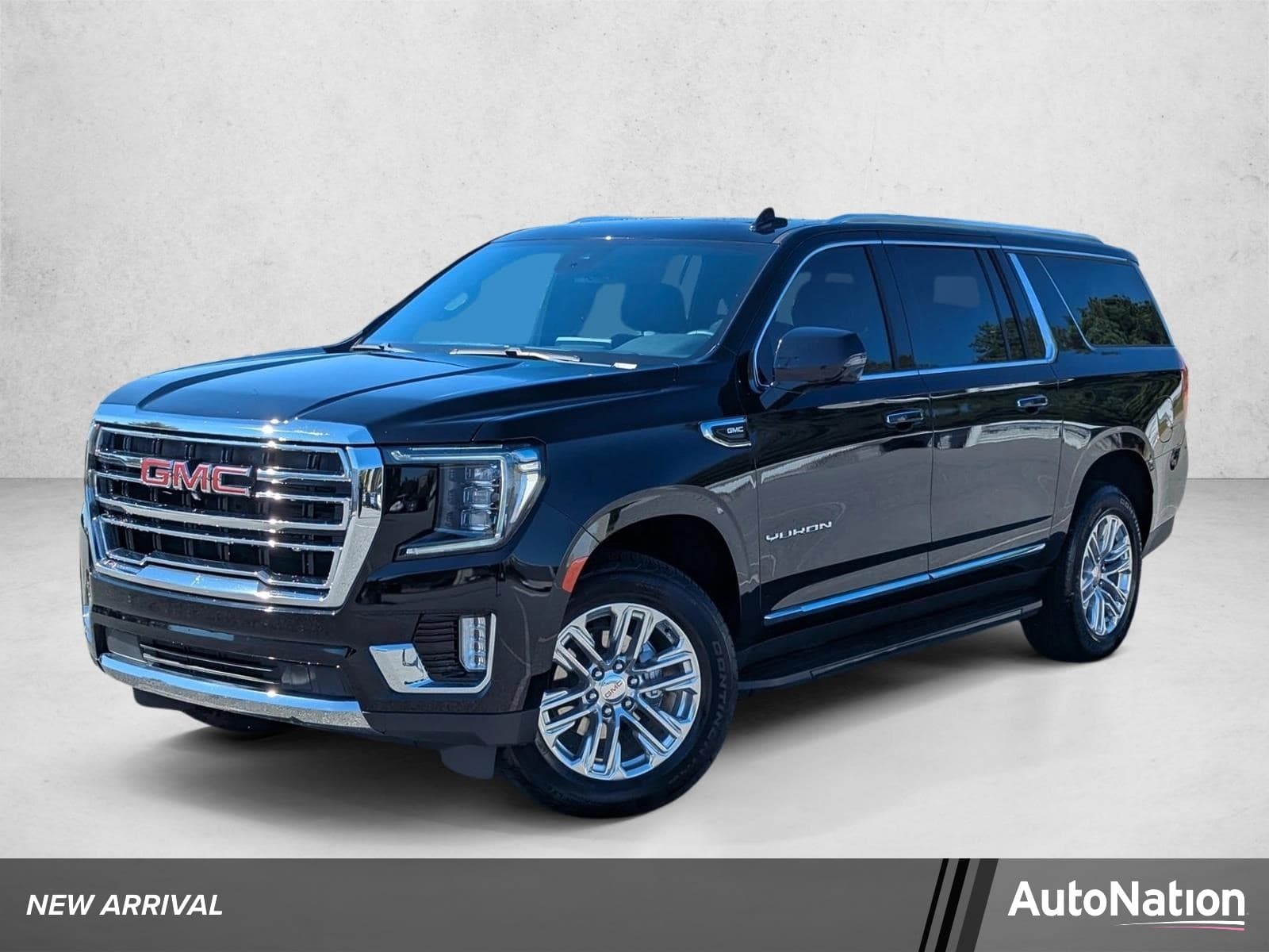 2024 GMC Yukon XL SLT — photo 1 of 30