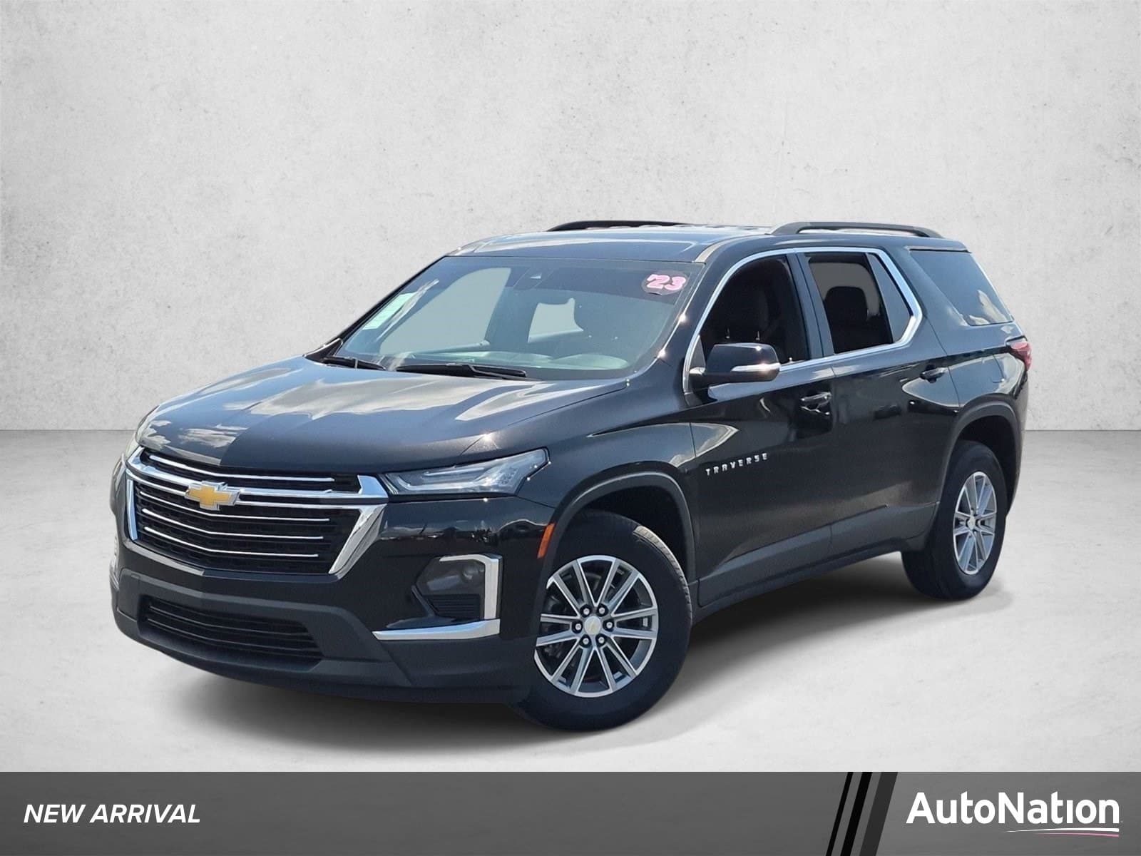 2023 Chevrolet Traverse LT Cloth — photo 1 of 22