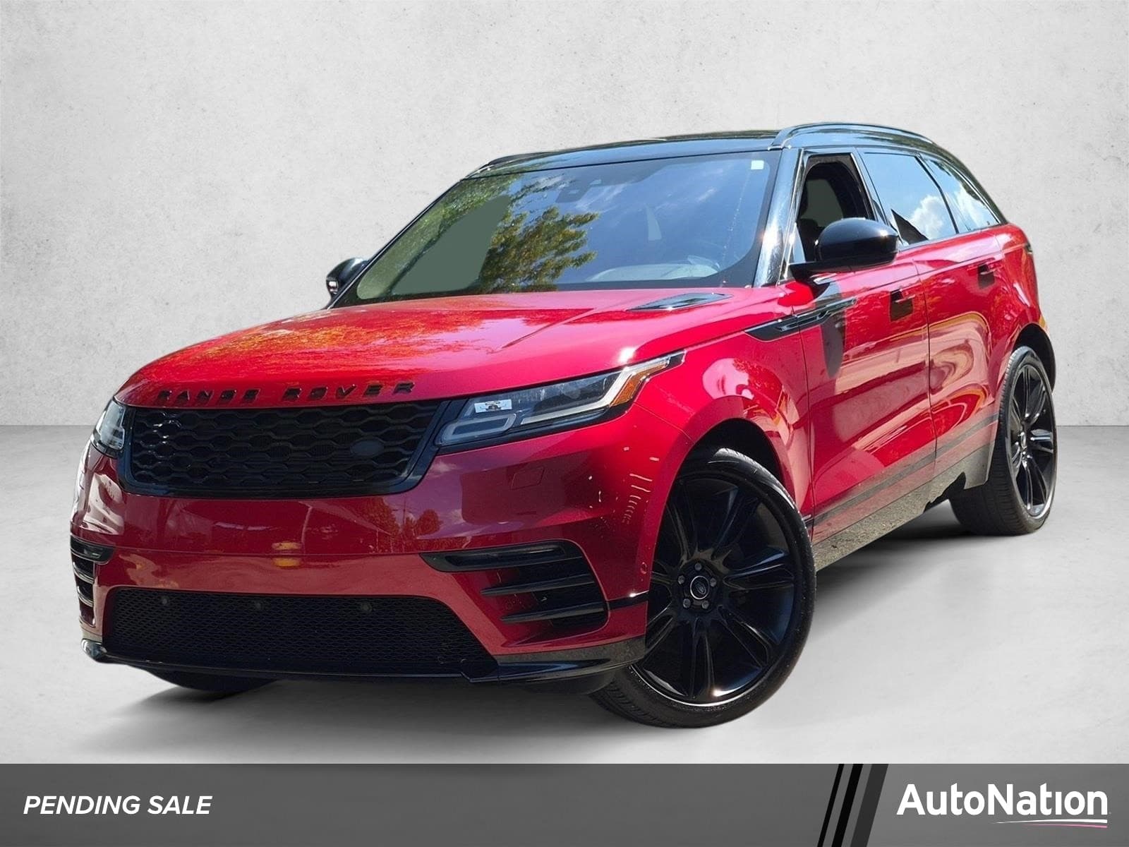 2018 Land Rover Range Rover Velar R-Dynamic SE — photo 1 of 20