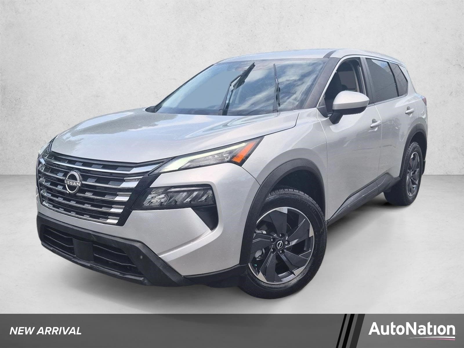 2024 Nissan Rogue SV — photo 1 of 24