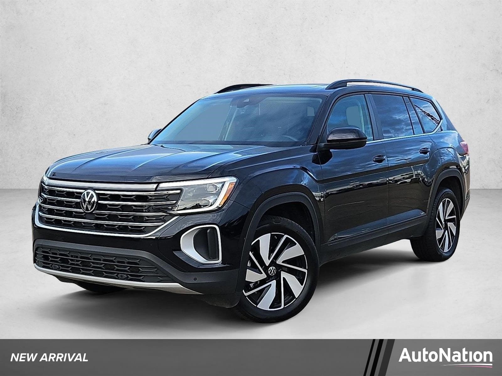 2026 Volkswagen Atlas 2.0T SE w/Technology — photo 1 of 27