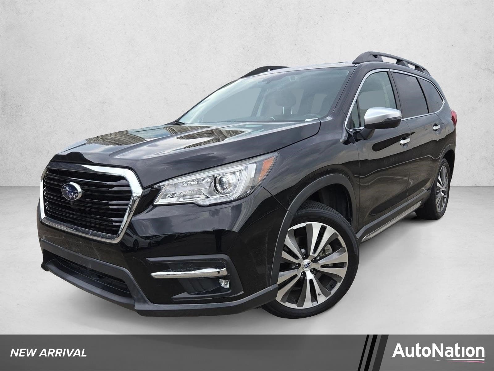 2019 Subaru Ascent Touring — photo 1 of 25