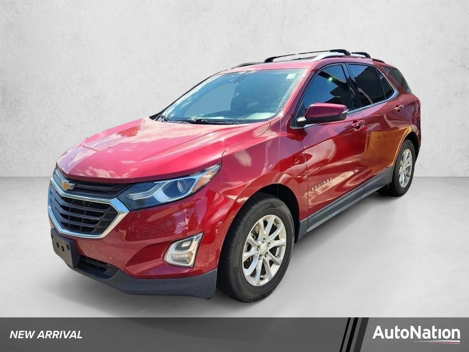 2018 Chevrolet Equinox LT — photo 1 of 16