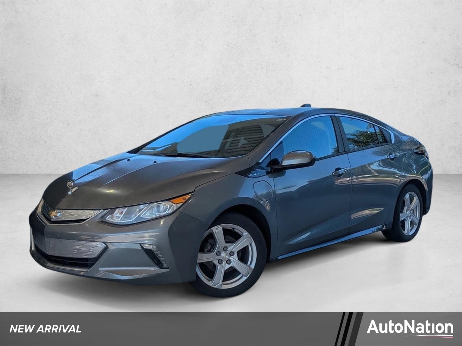 2017 Chevrolet Volt LT — photo 1 of 15