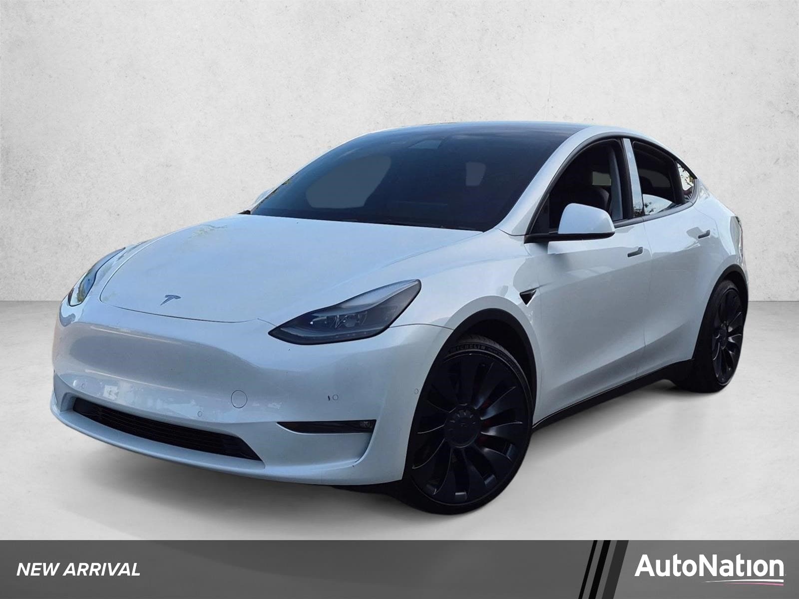 2022 Tesla Model Y Performance — photo 1 of 18