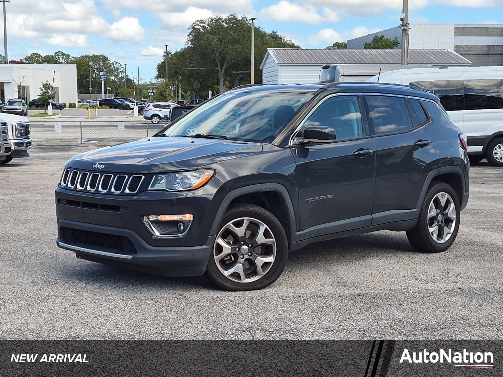 2018 Jeep Compass Limited — photo 1 of 16