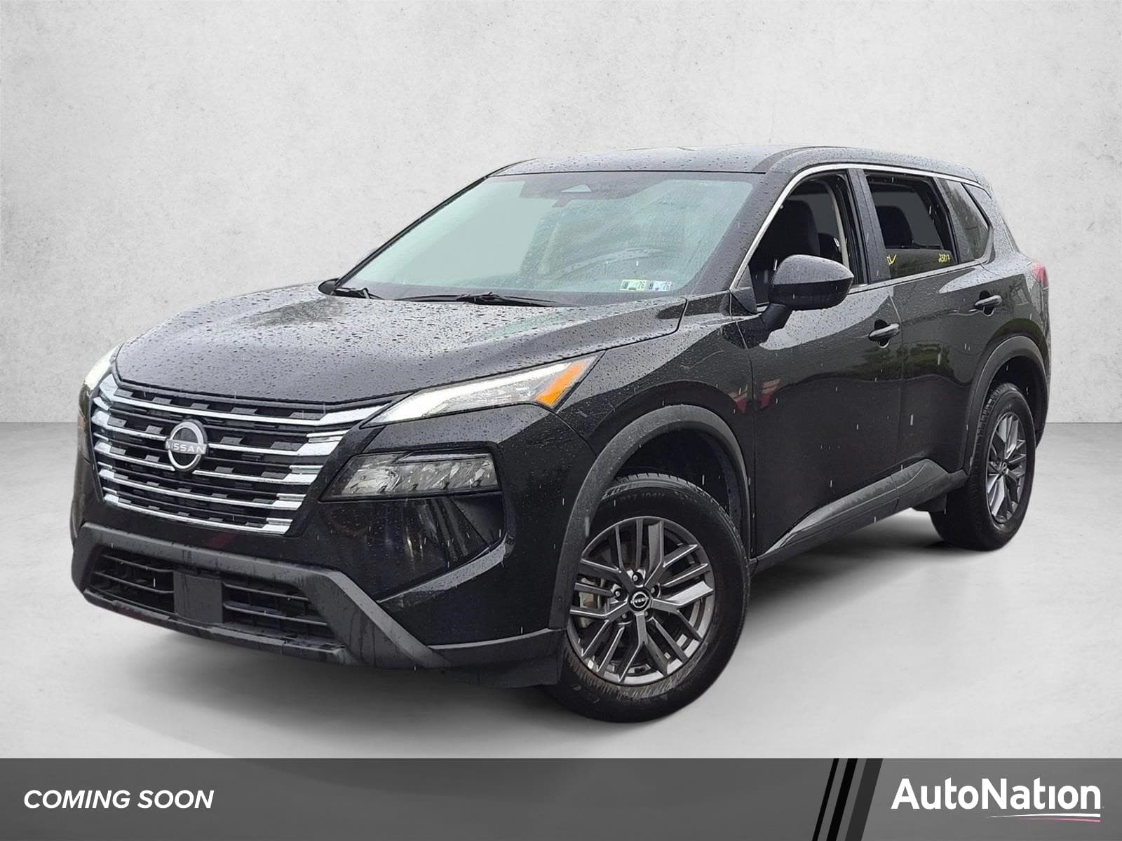 2026 Nissan Rogue SV — photo 1 of 17