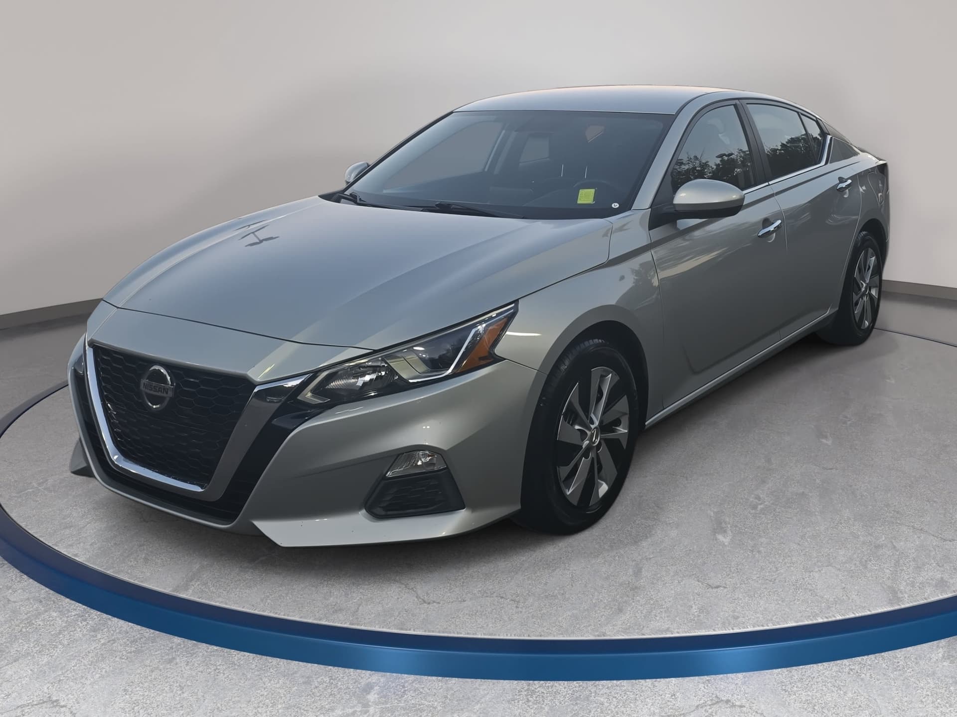 2020 Nissan Altima 2.5 S — photo 1 of 36