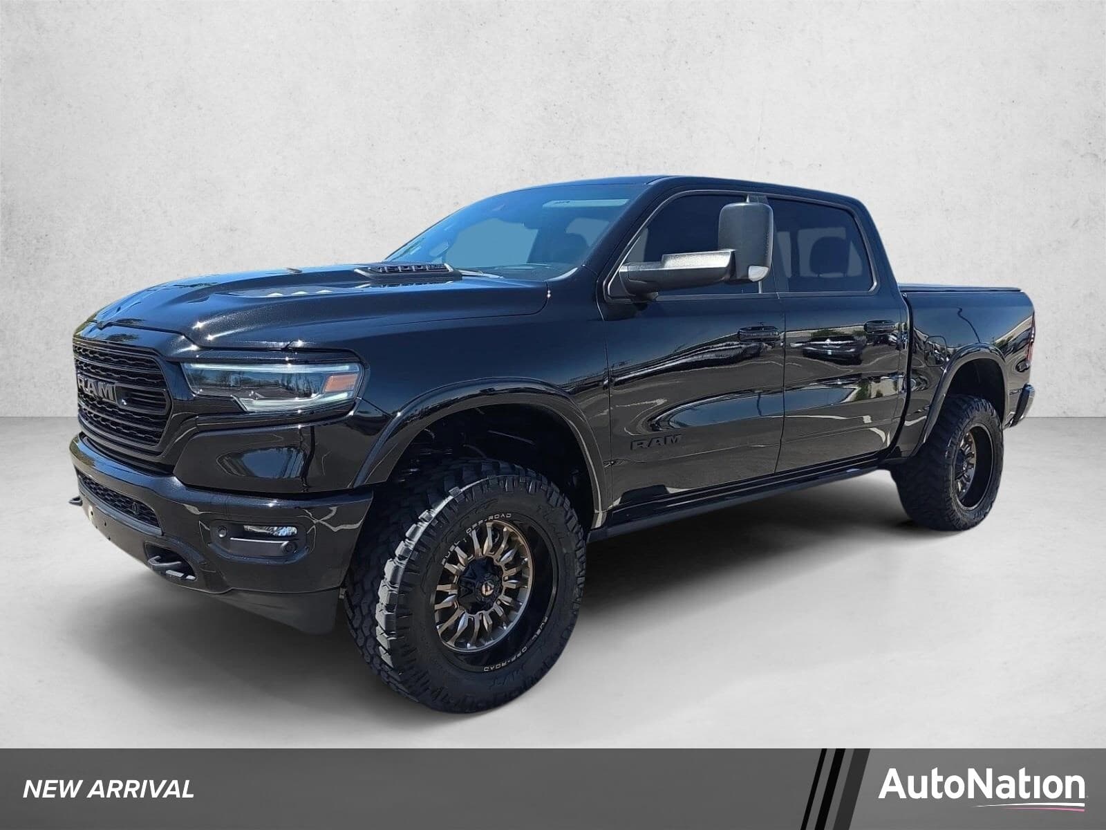2024 RAM 1500 Limited — photo 1 of 27