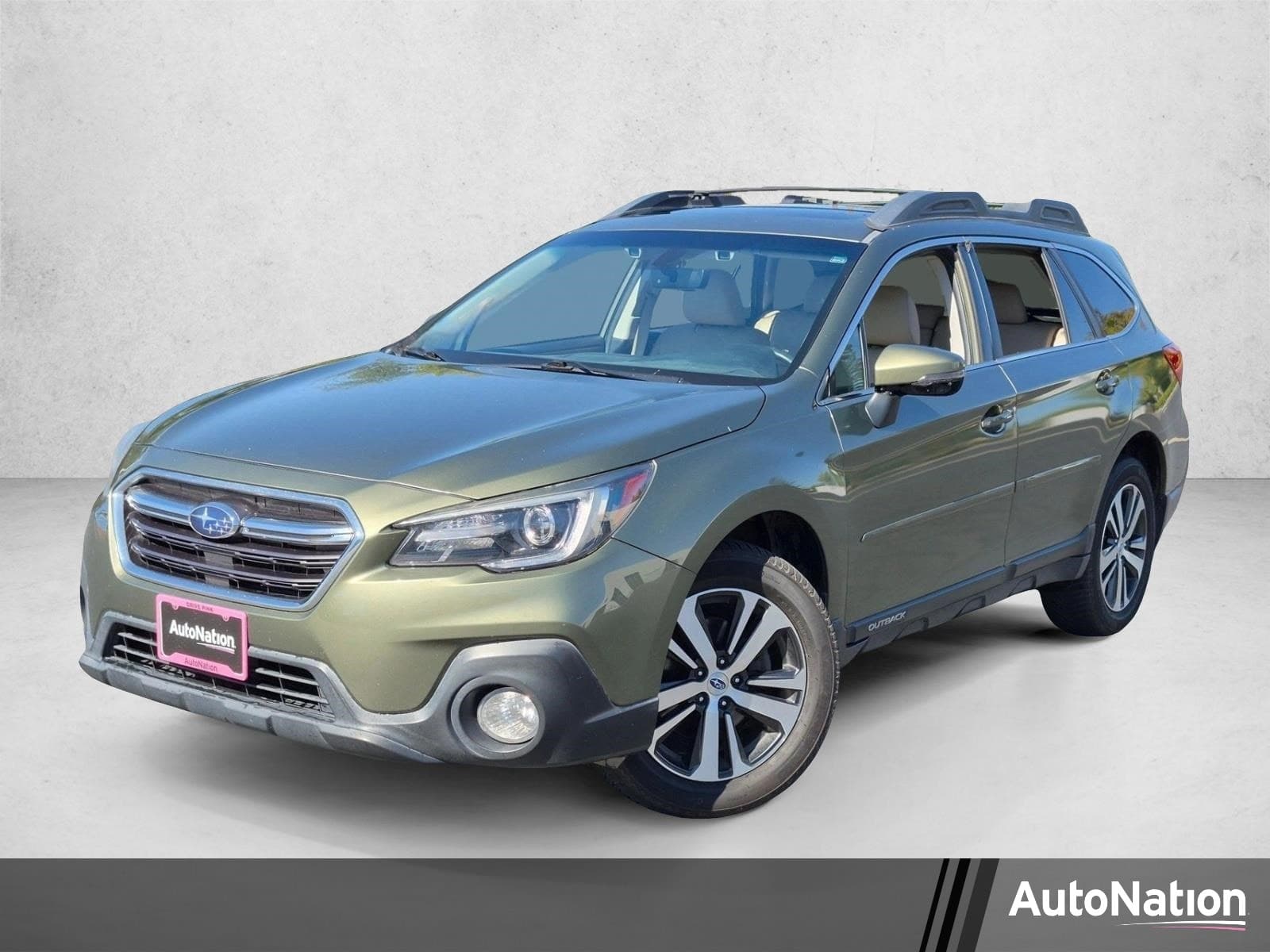 2018 Subaru Outback Limited — photo 1 of 16