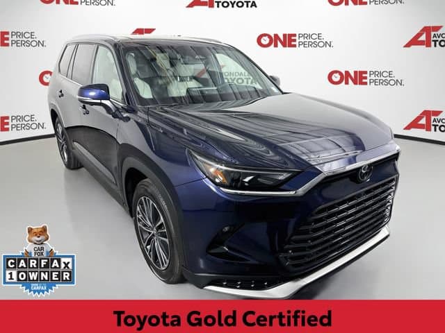 2025 Toyota Grand Highlander Hybrid MAX Platinum — photo 1 of 36