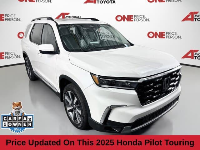 2025 Honda Pilot Touring — photo 1 of 34