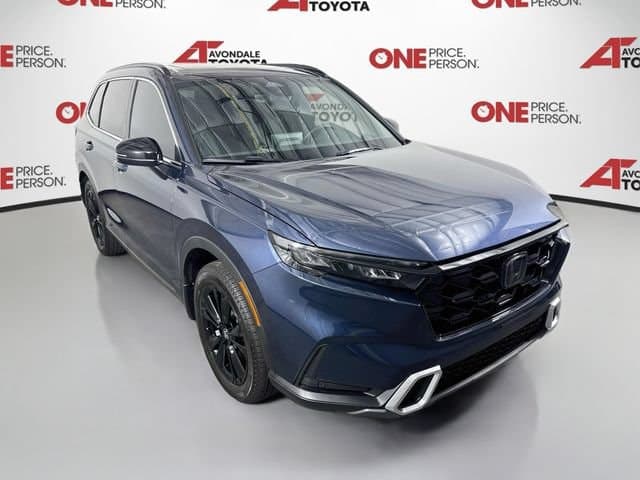 2025 Honda CR-V Hybrid Sport Touring — photo 1 of 33