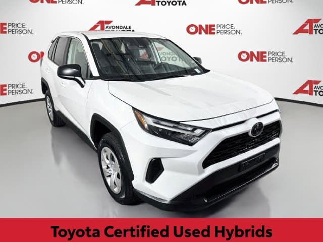 2025 Toyota RAV4 LE — photo 1 of 33