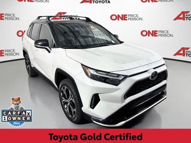 2025 Toyota RAV4 Plug-In Hybrid XSE — photo 1 of 35