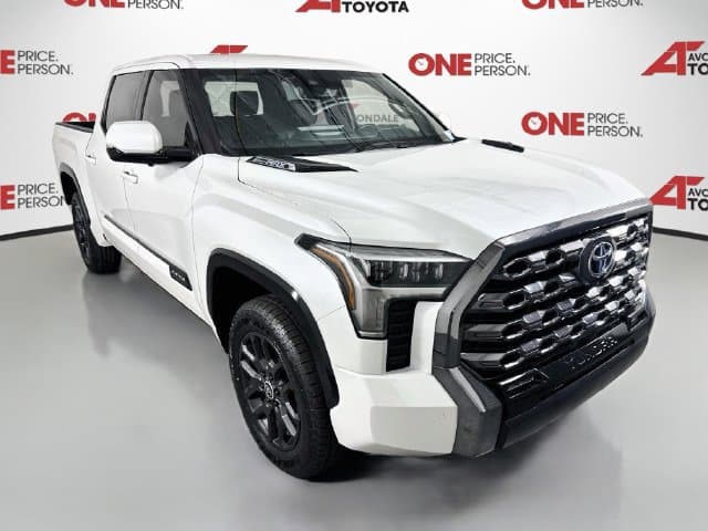 2024 Toyota Tundra 4WD Platinum Hybrid — photo 1 of 33