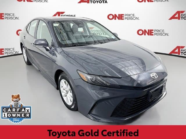 2026 Toyota Camry LE — photo 1 of 33