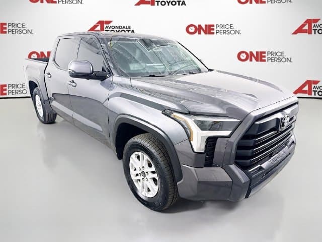 2022 Toyota Tundra 4WD Base — photo 1 of 32