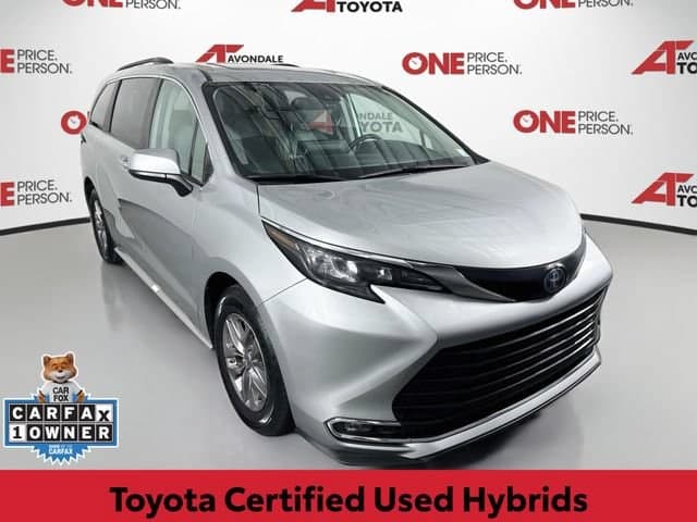 2024 Toyota Sienna XLE — photo 1 of 36