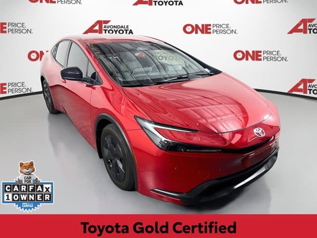 2026 Toyota Prius LE — photo 1 of 32