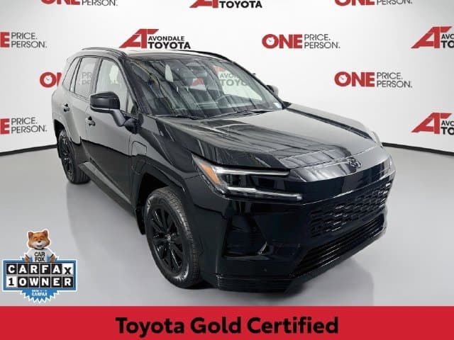 2026 Toyota RAV4 Plug-In Hybrid SE — photo 1 of 34