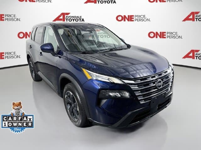 2025 Nissan Rogue SV — photo 1 of 31