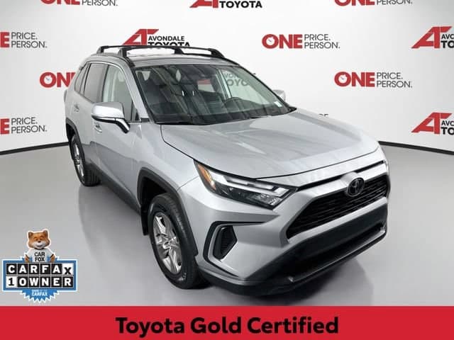 2024 Toyota RAV4 XLE — photo 1 of 33