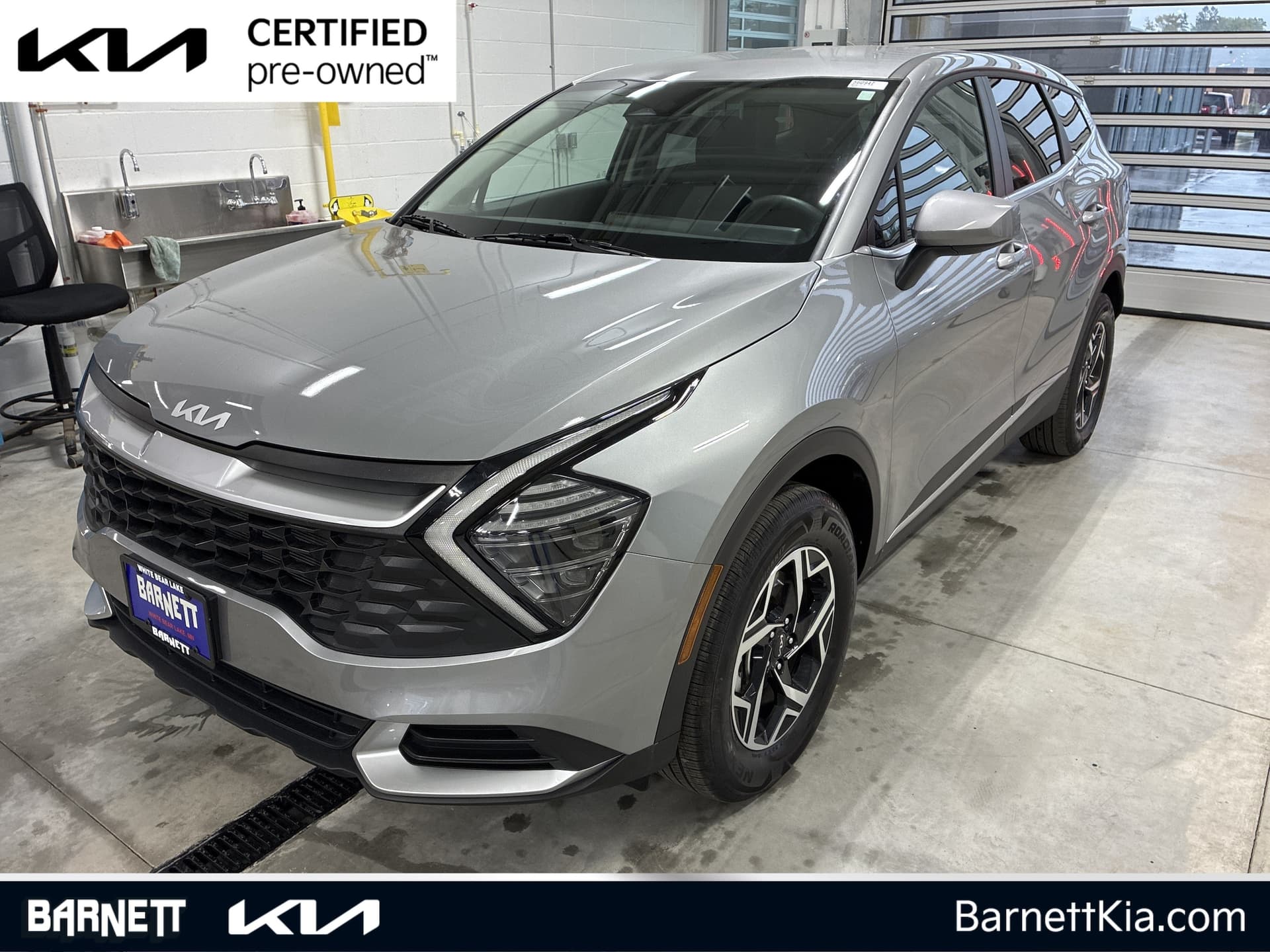 2025 Kia Sportage LX — photo 1 of 30